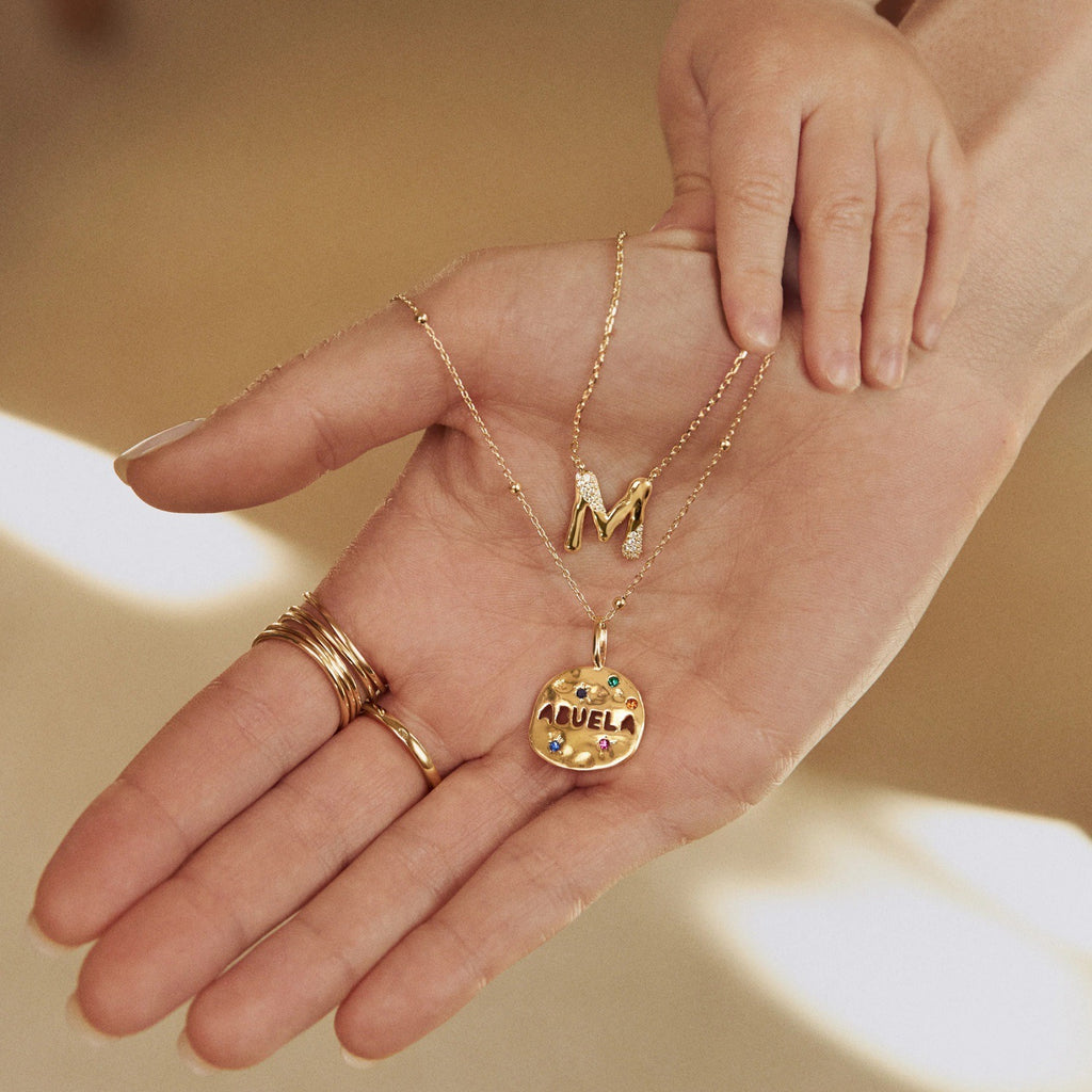 Irregular circular necklace