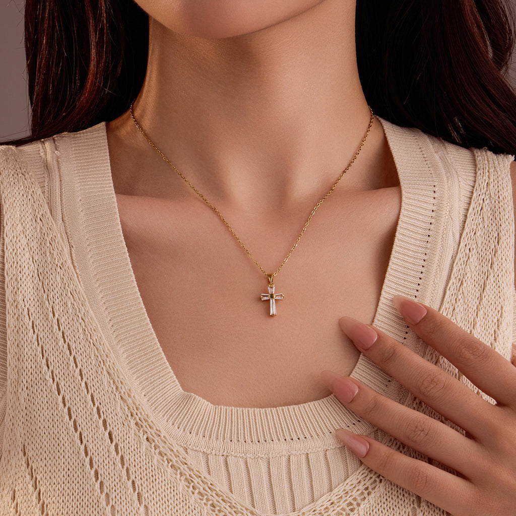 18K gold stainless steel geometric cross pendant inlaid with white zircon collarbone necklace